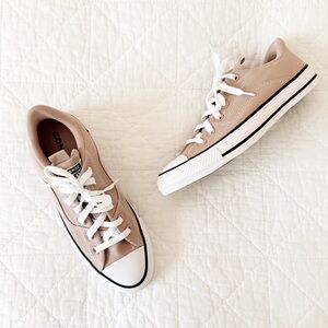 NEW Converse Chuck Taylor All Star Malden Street 8
